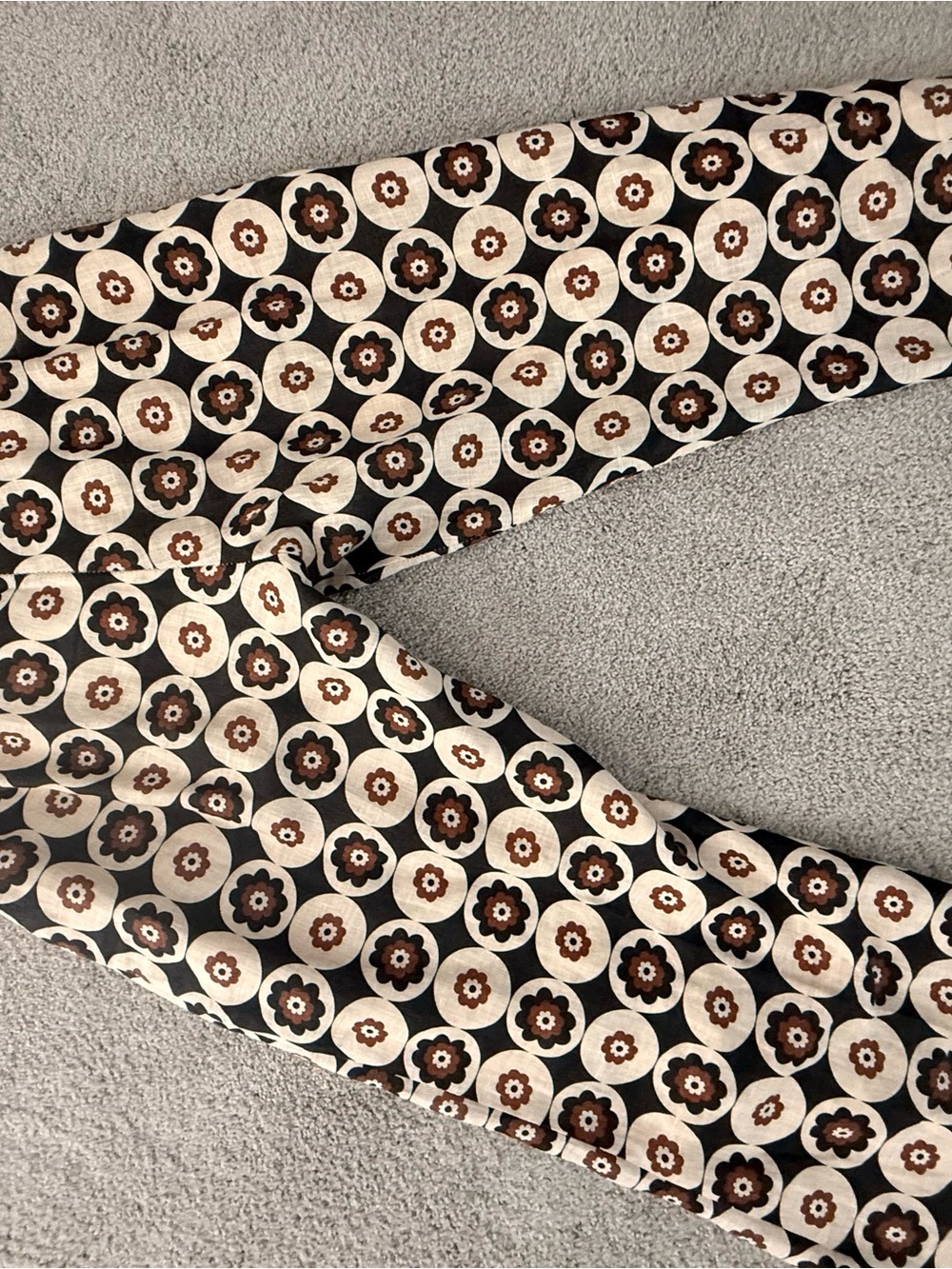 DISSH Dixon Print Tunic and Pant Set Brown & Cream Retro Circle Print - Picture 7 of 8